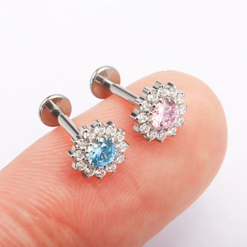 ZOOR F136 Titanium Pave Flower - Zoor Body Jewelry review and price